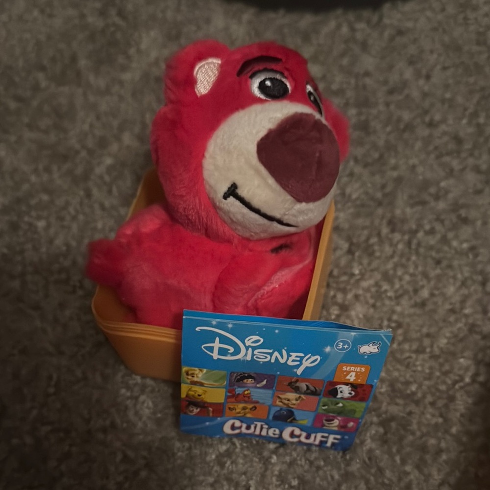 Disney Cutie Cuff Red Plush Toy